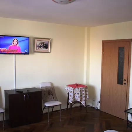 Floreasca 2 Room Apartment, Sleeps 3 Bükreş